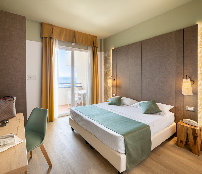media.Anteprima-camera-Superior-Hotel-Life-Rimini