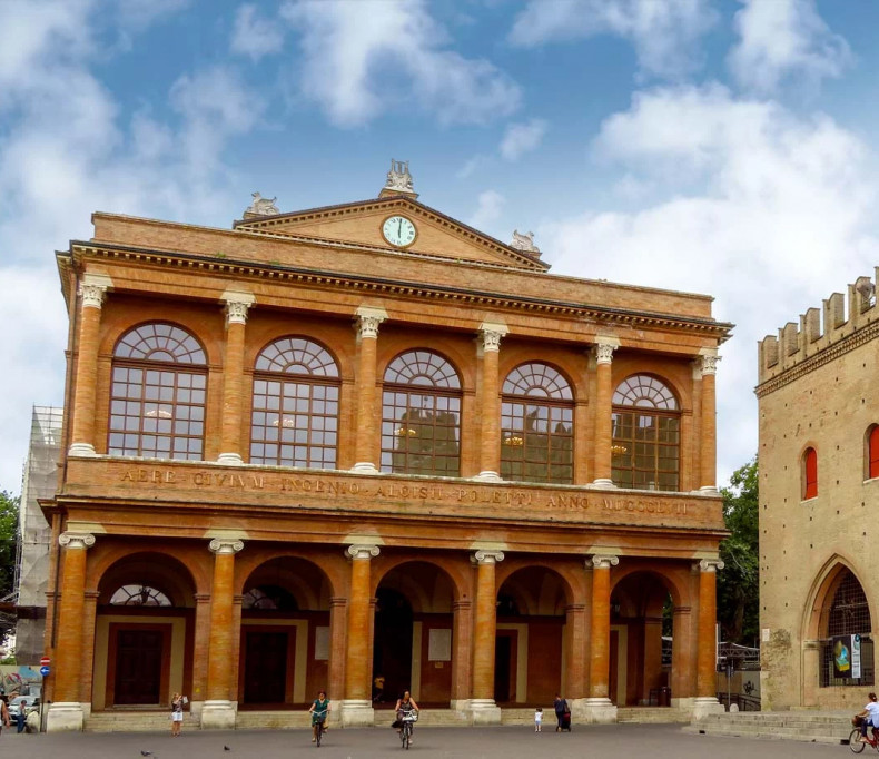 media.Teatro-Galli-Hotel-Life-Rimini